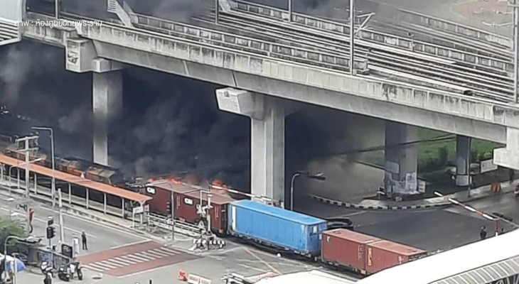 #BREAKING Six killed after freight train slams into bus in Bangkok